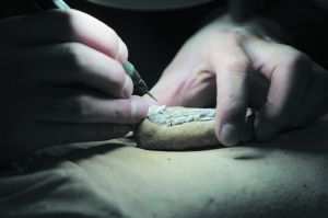 触摸亿万年前(组图)